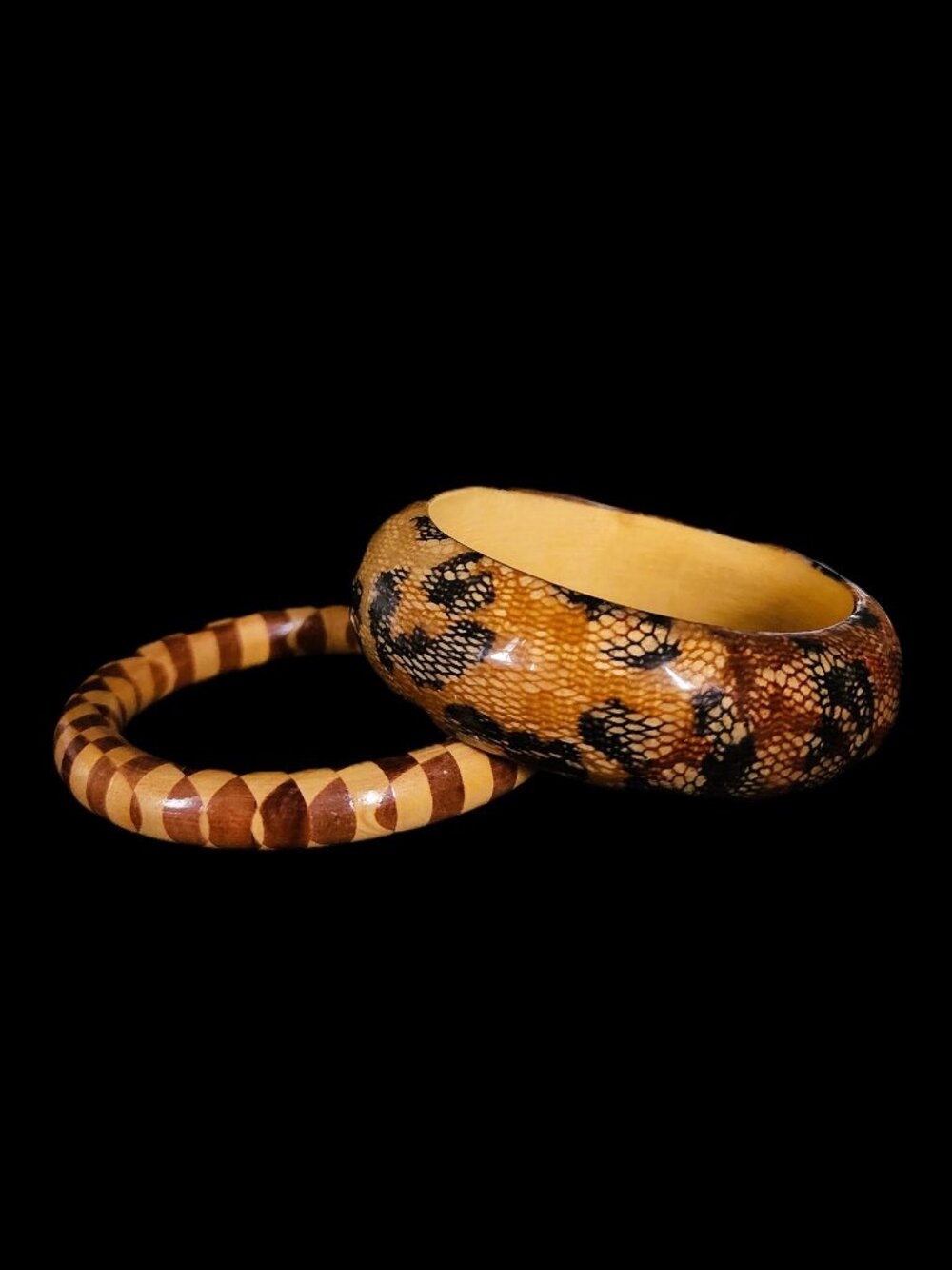 VINTAGE 80s Lacquered Wood Bangle Set | XL 2.75" & 3" | Snakeskin & Striped